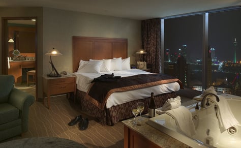 seneca-niagara_corner-suite