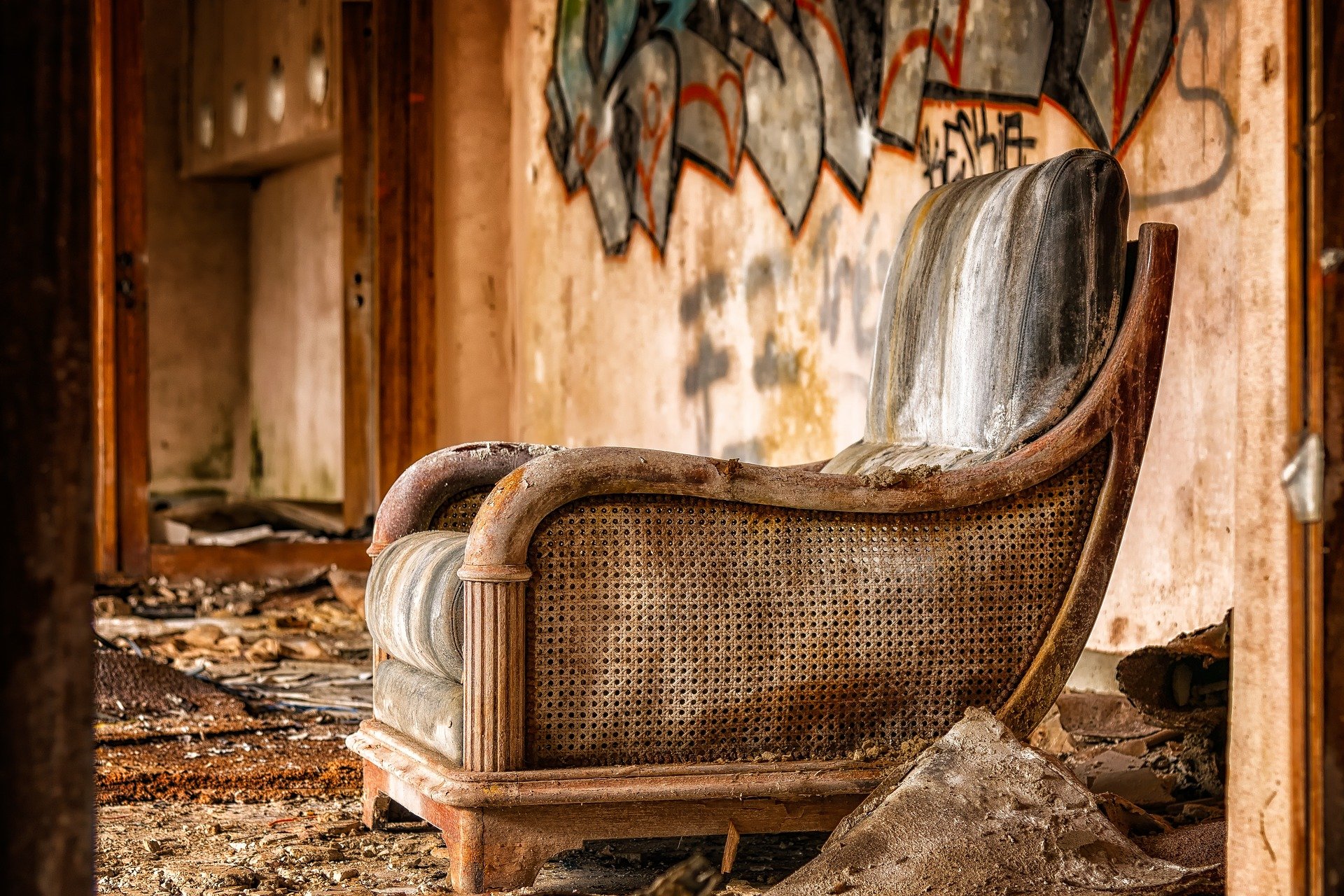 What Happens to Old Hotel Furniture? + Other Hotel Furniture FAQs